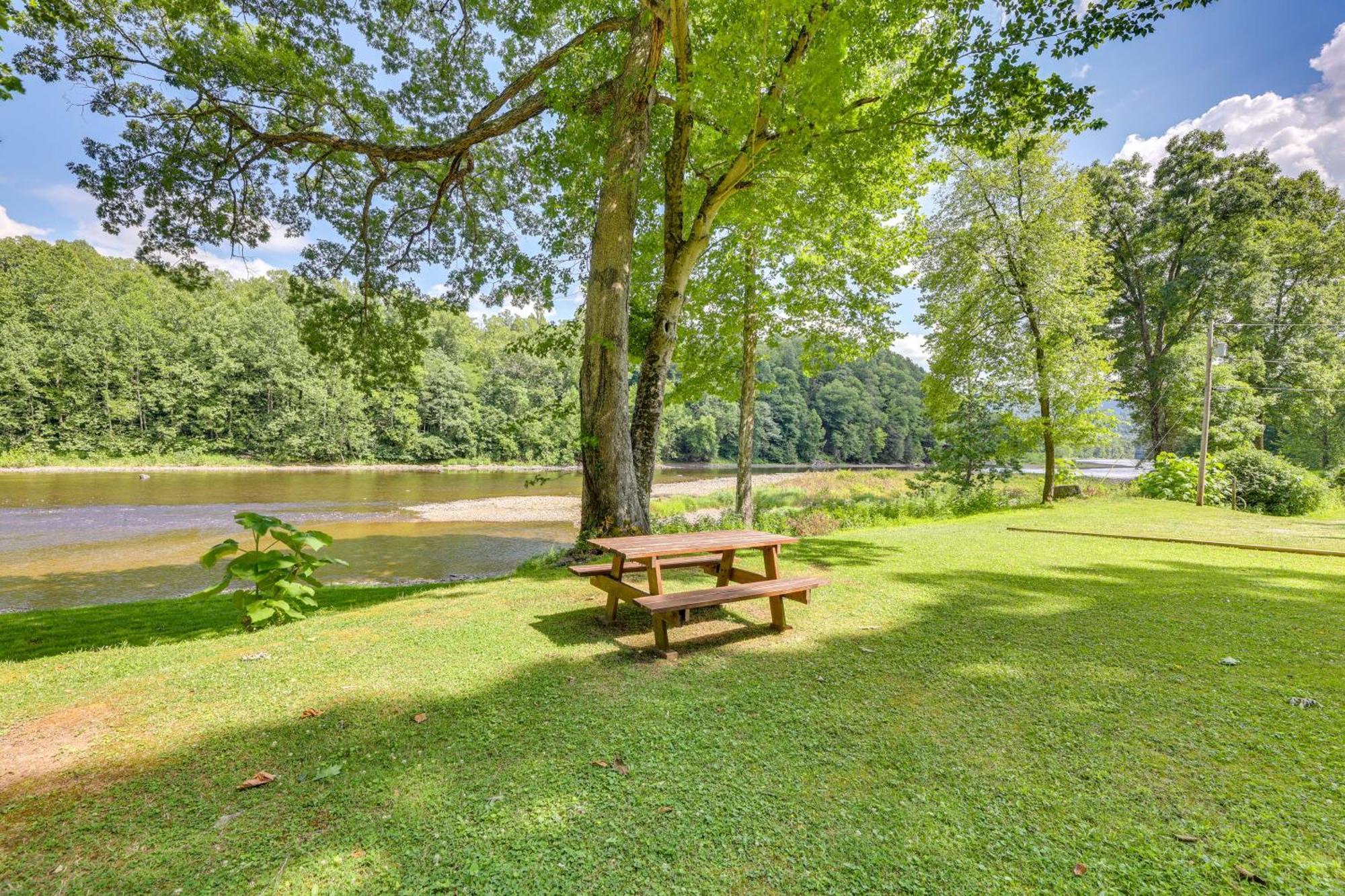 Charming Parsons Cabin With Grill On The Cheat River Exterior photo